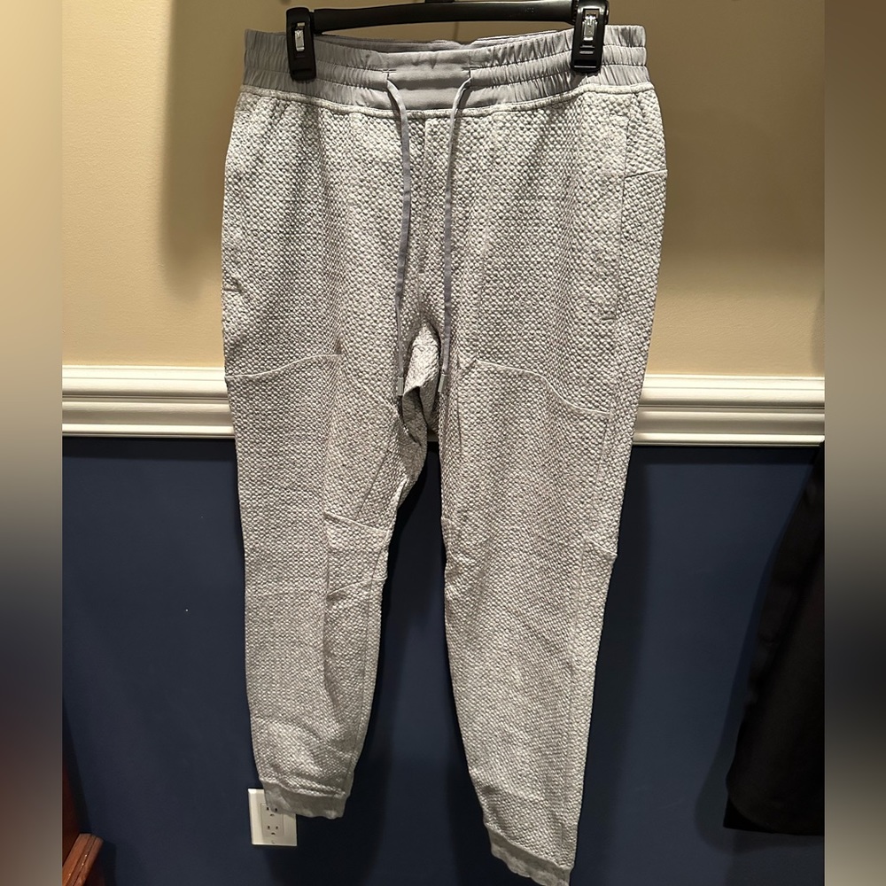 Lululemon Athletica at ease jogger